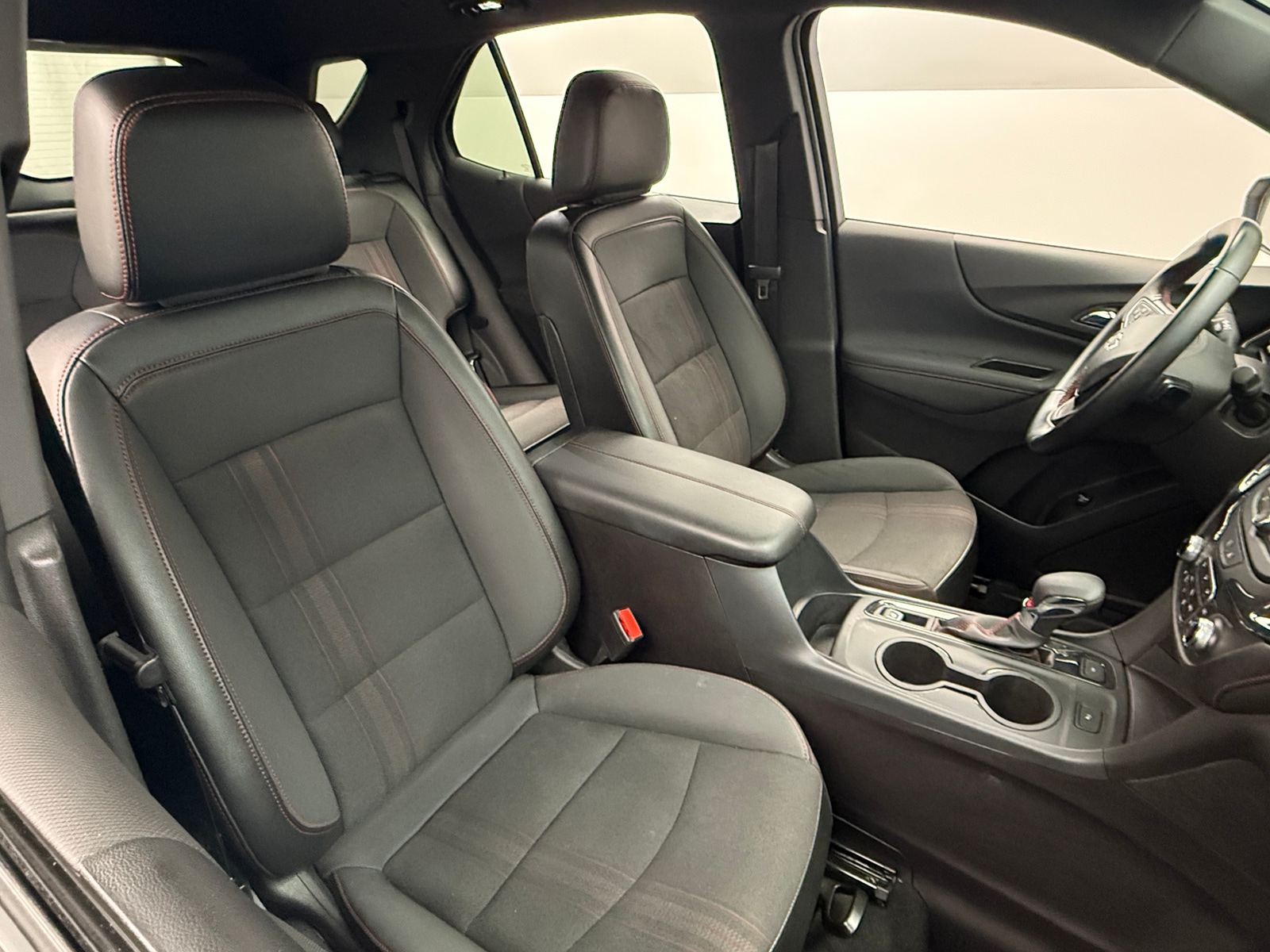 Thumbnail: 2024 Chevrolet Equinox - 2