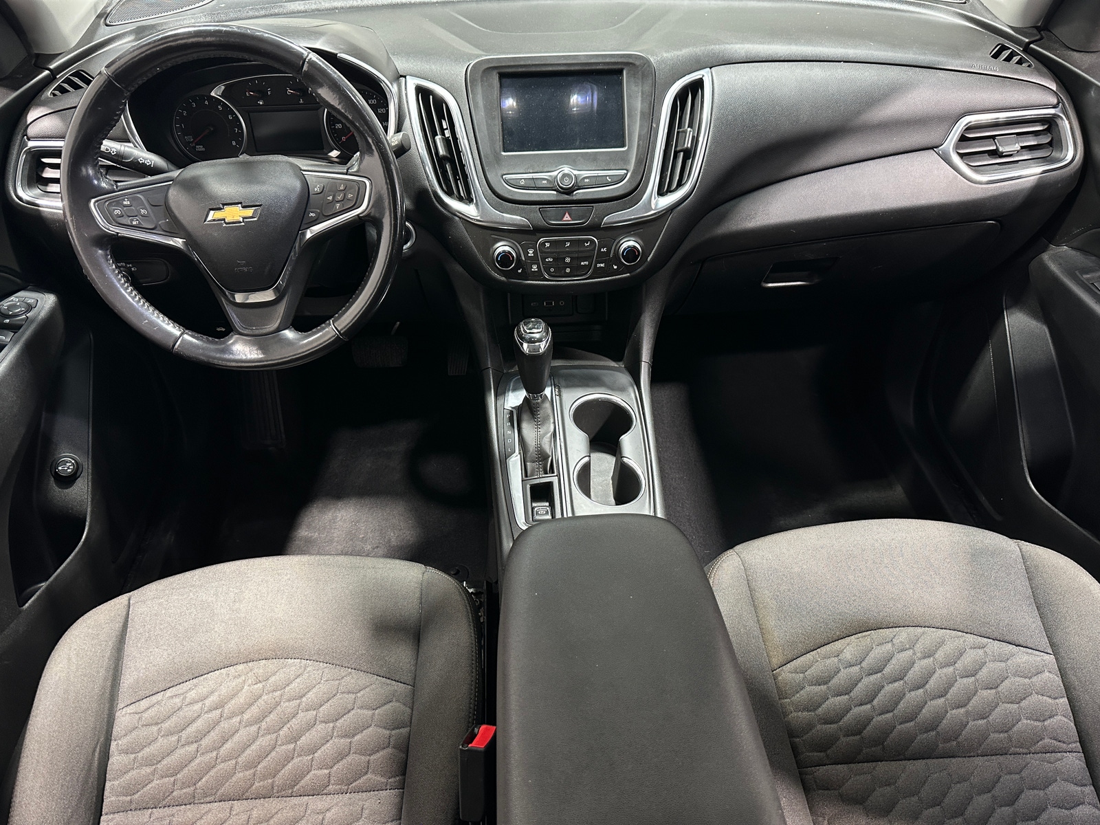 Thumbnail: 2019 Chevrolet Equinox - 3