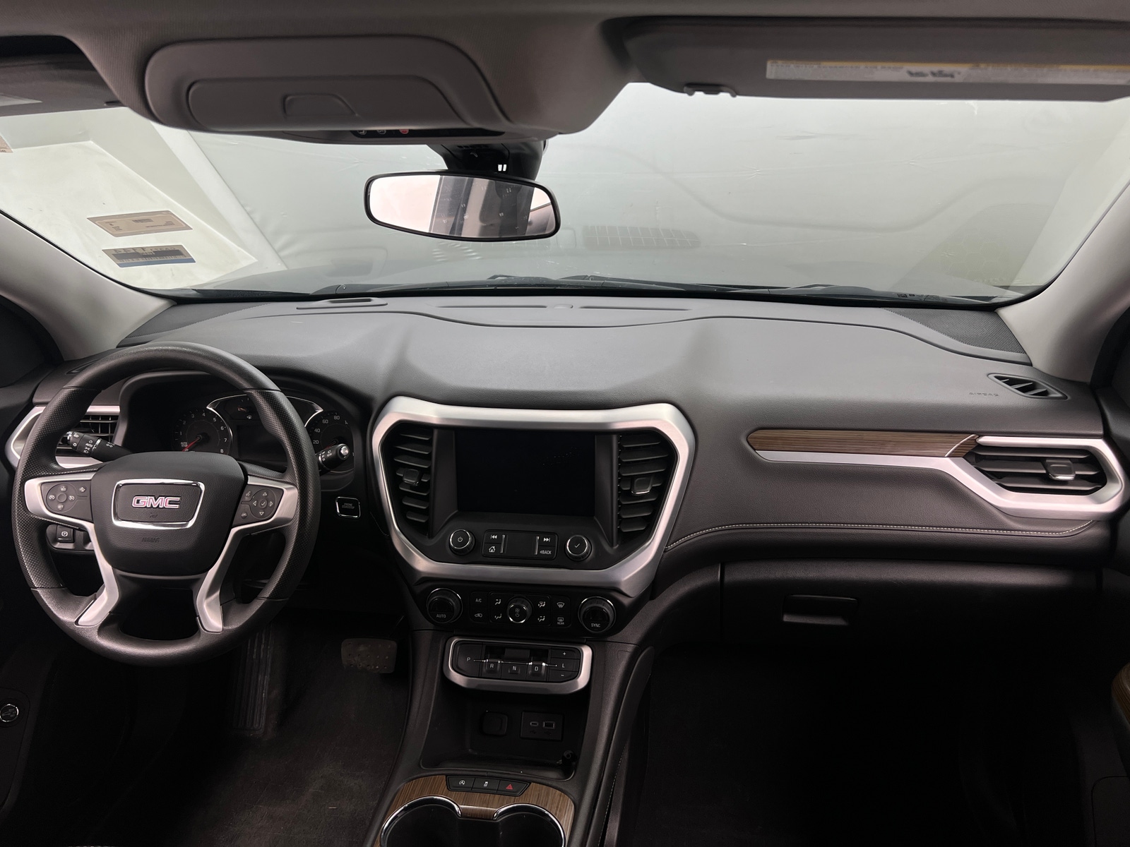 Thumbnail: 2023 GMC Acadia - 3