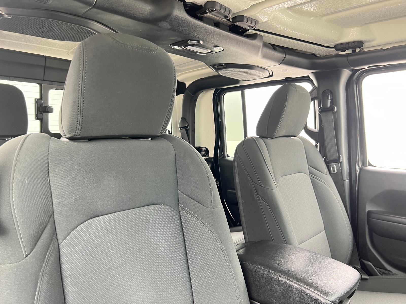 Thumbnail: 2021 Jeep Gladiator - 2