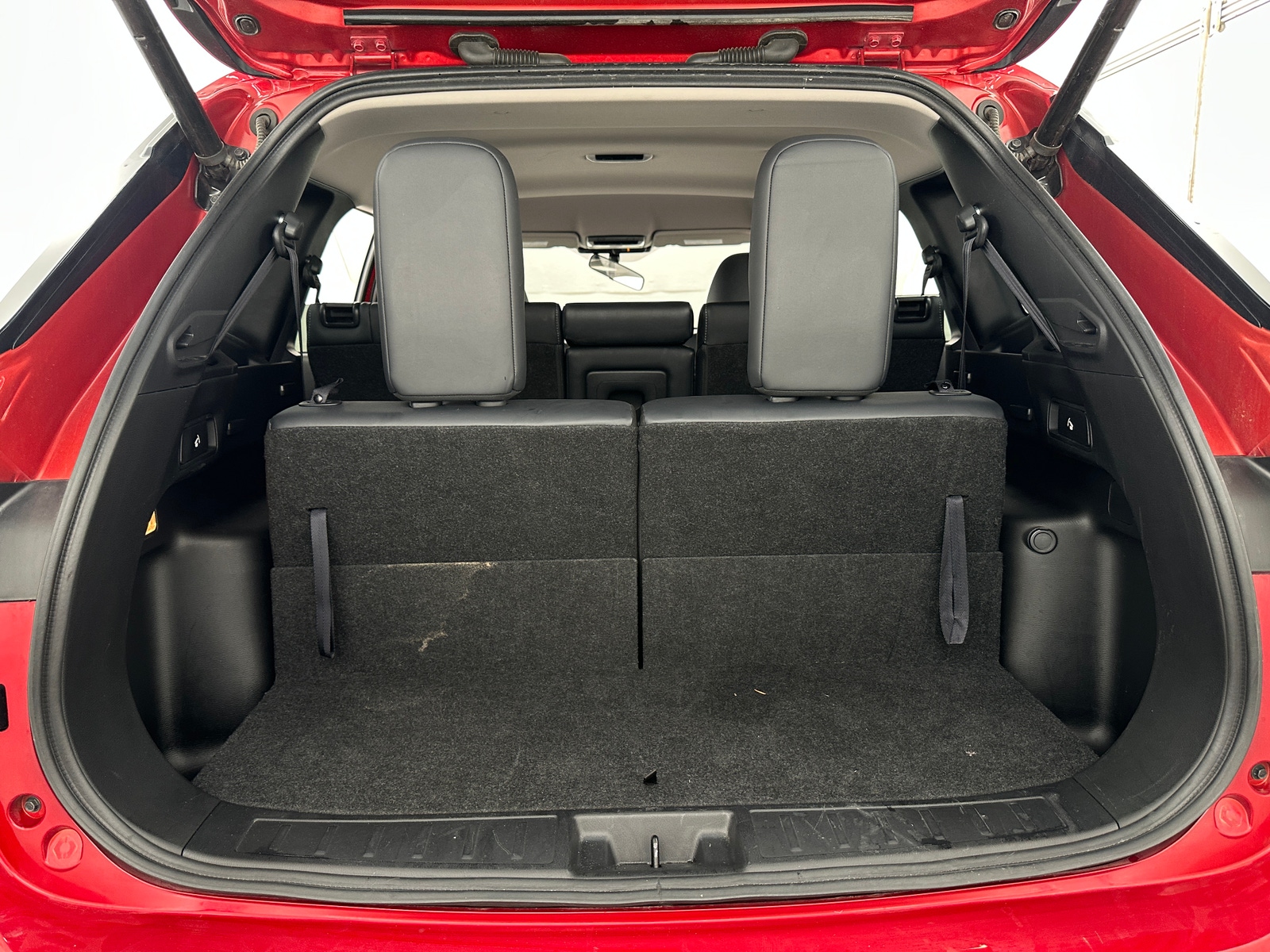 Thumbnail: 2024 Mitsubishi Outlander - 6