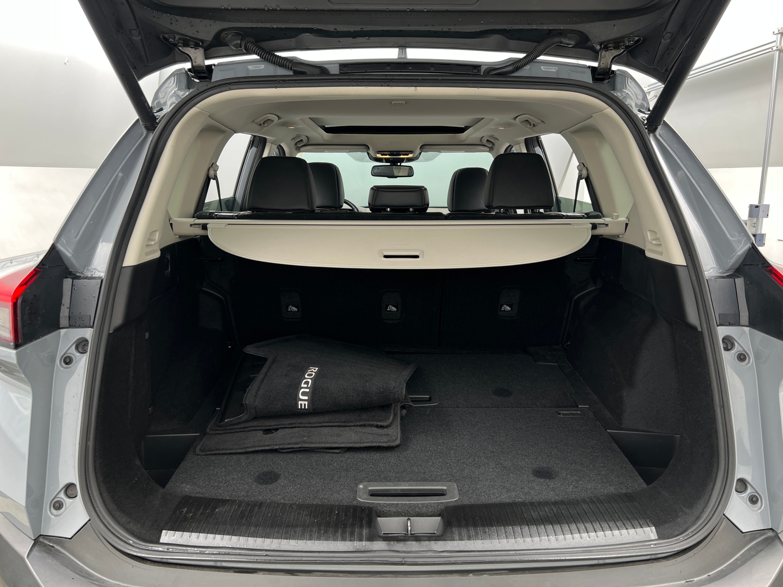 Thumbnail: 2022 Nissan Rogue - 6