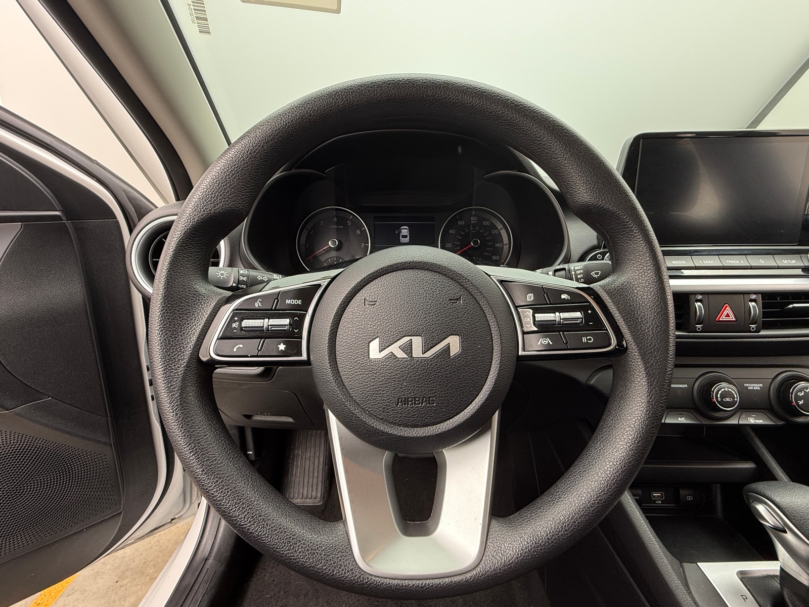 Thumbnail: 2024 Kia Forte - 5