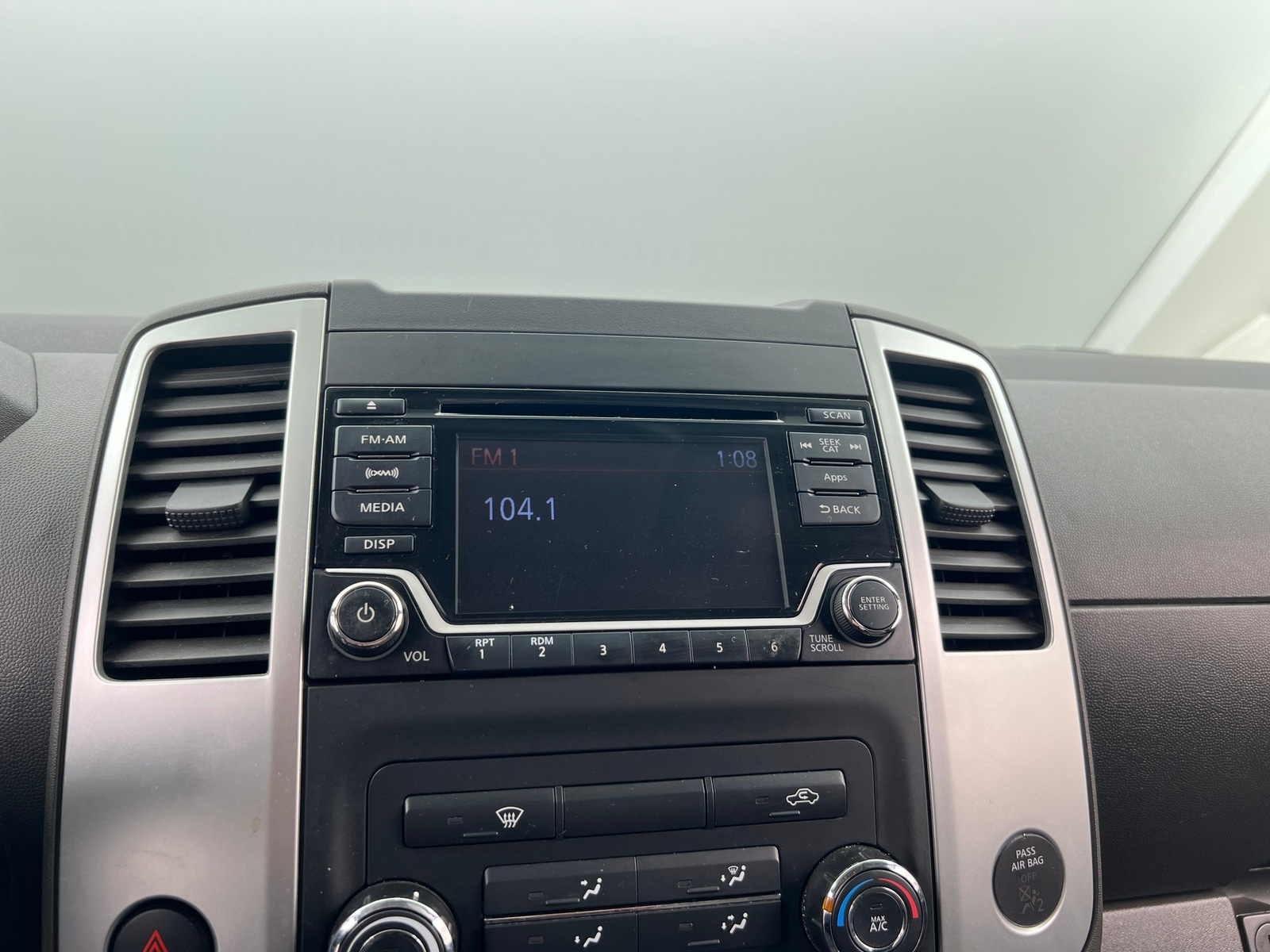 Thumbnail: 2016 Nissan Frontier - 4