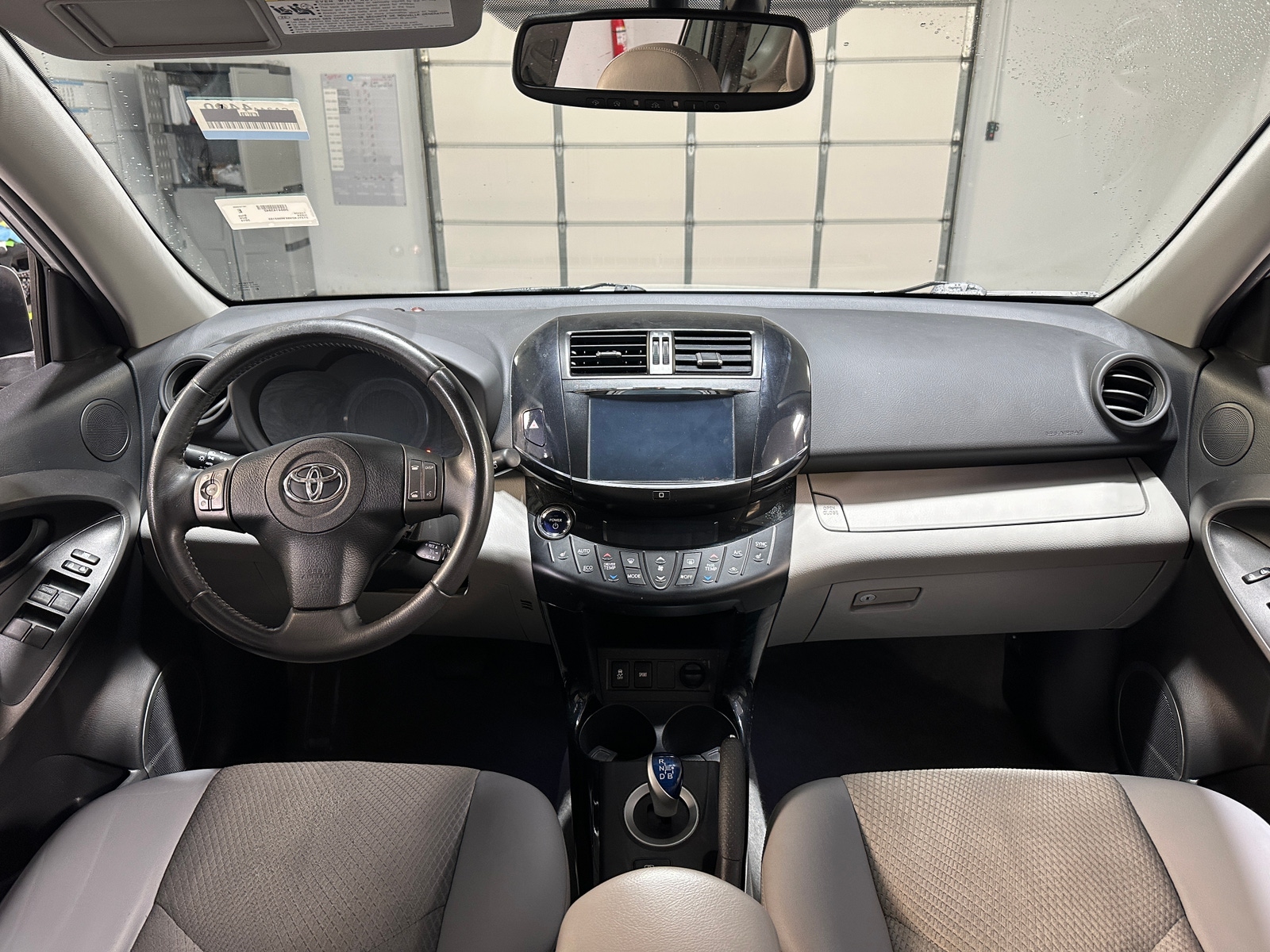 Thumbnail: 2014 Toyota RAV4 - 3