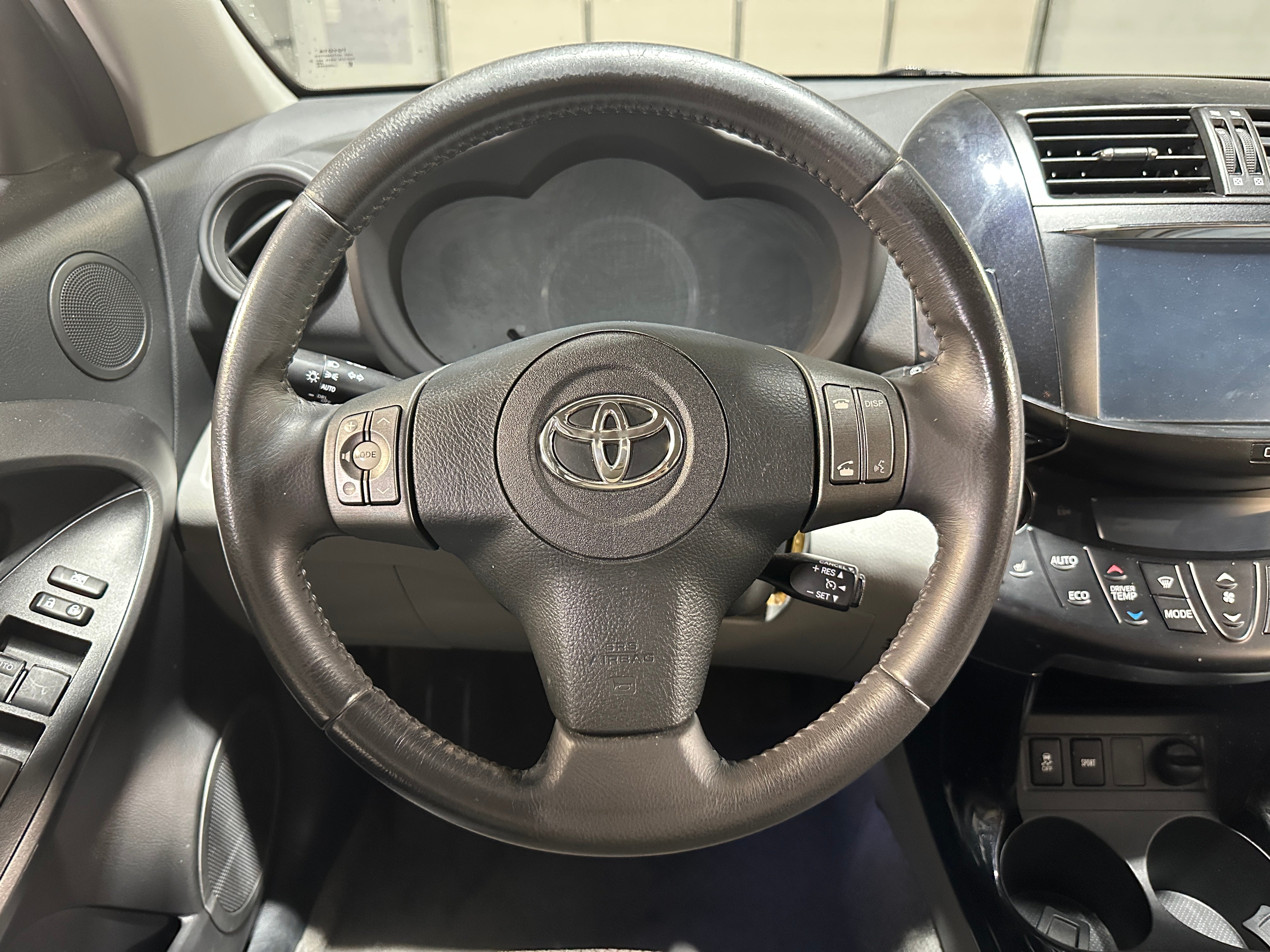 Used 2014 Toyota RAV4 EV with VIN 2T3YL4DV6EW003155 for sale in Oak Creek, WI