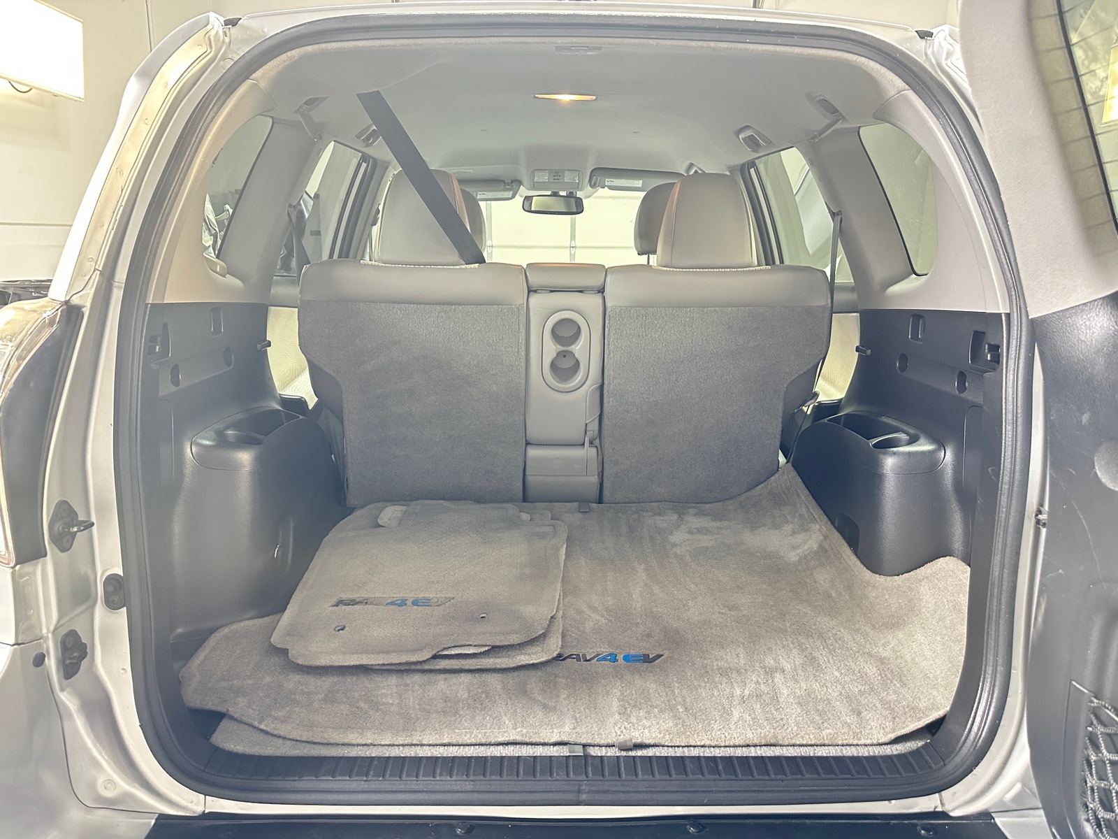 Thumbnail: 2014 Toyota RAV4 - 7