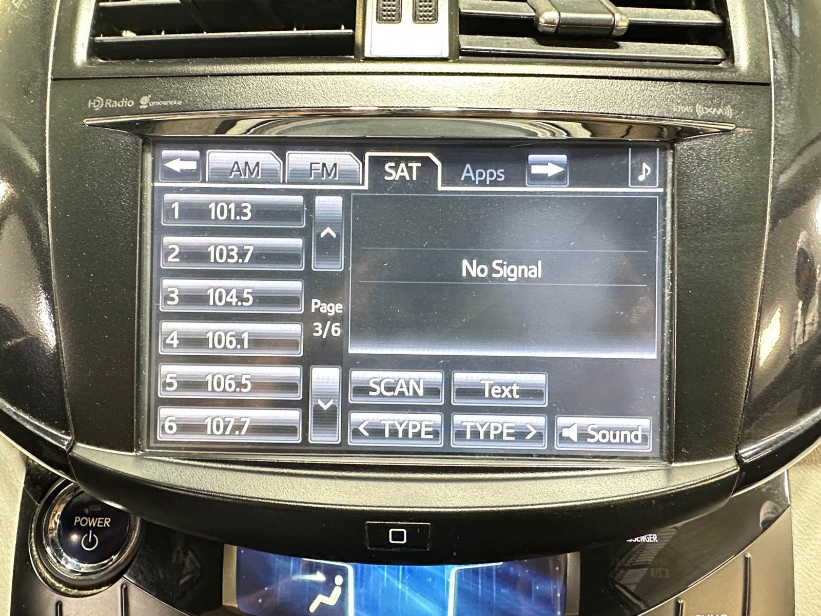 Thumbnail: 2014 Toyota RAV4 - 4