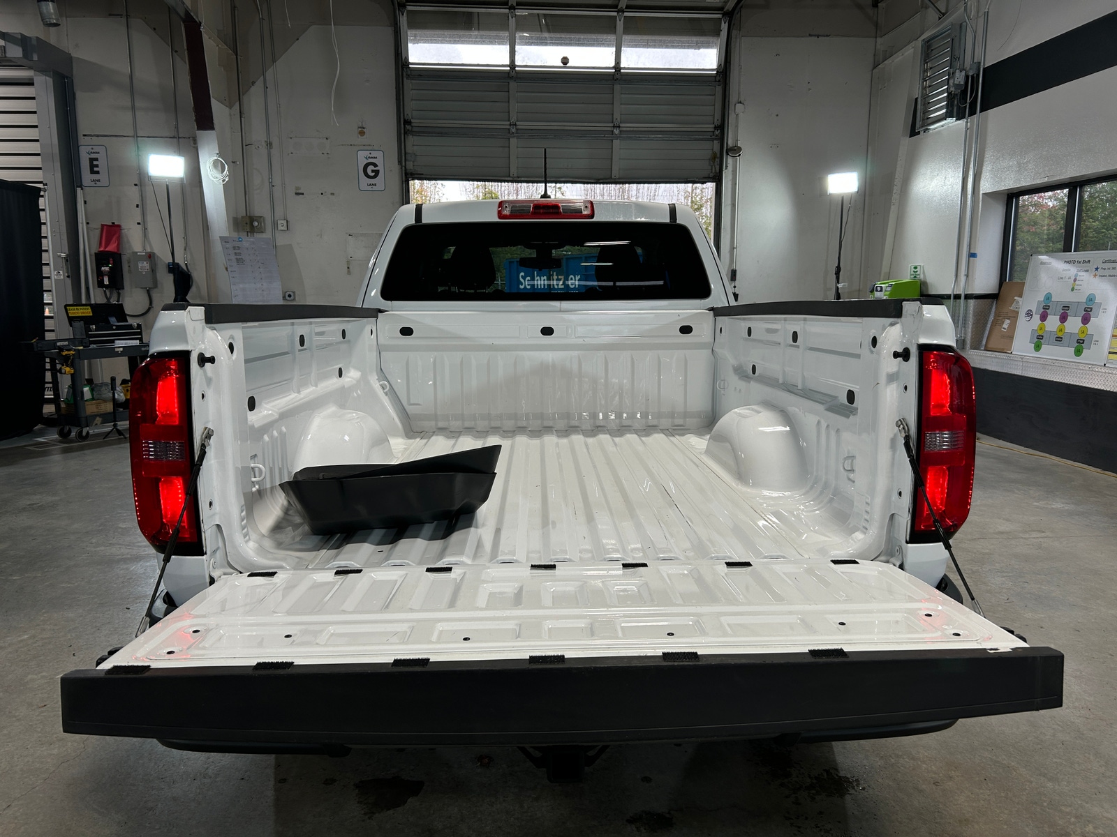 Thumbnail: 2017 Chevrolet Colorado - 7