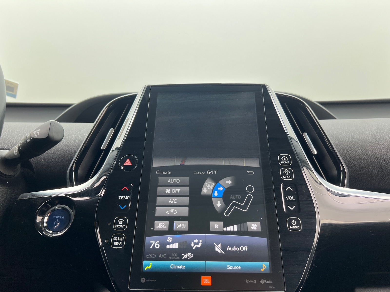 Thumbnail: 2018 Toyota Prius - 4