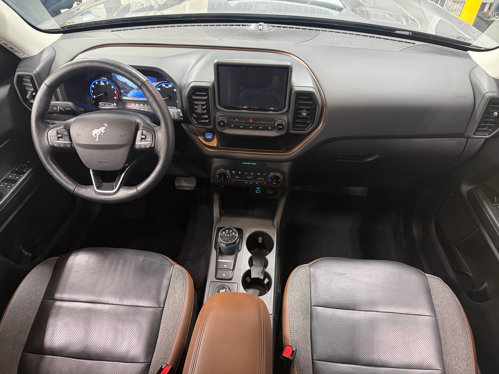 Thumbnail: 2022 Ford Bronco Sport - 2