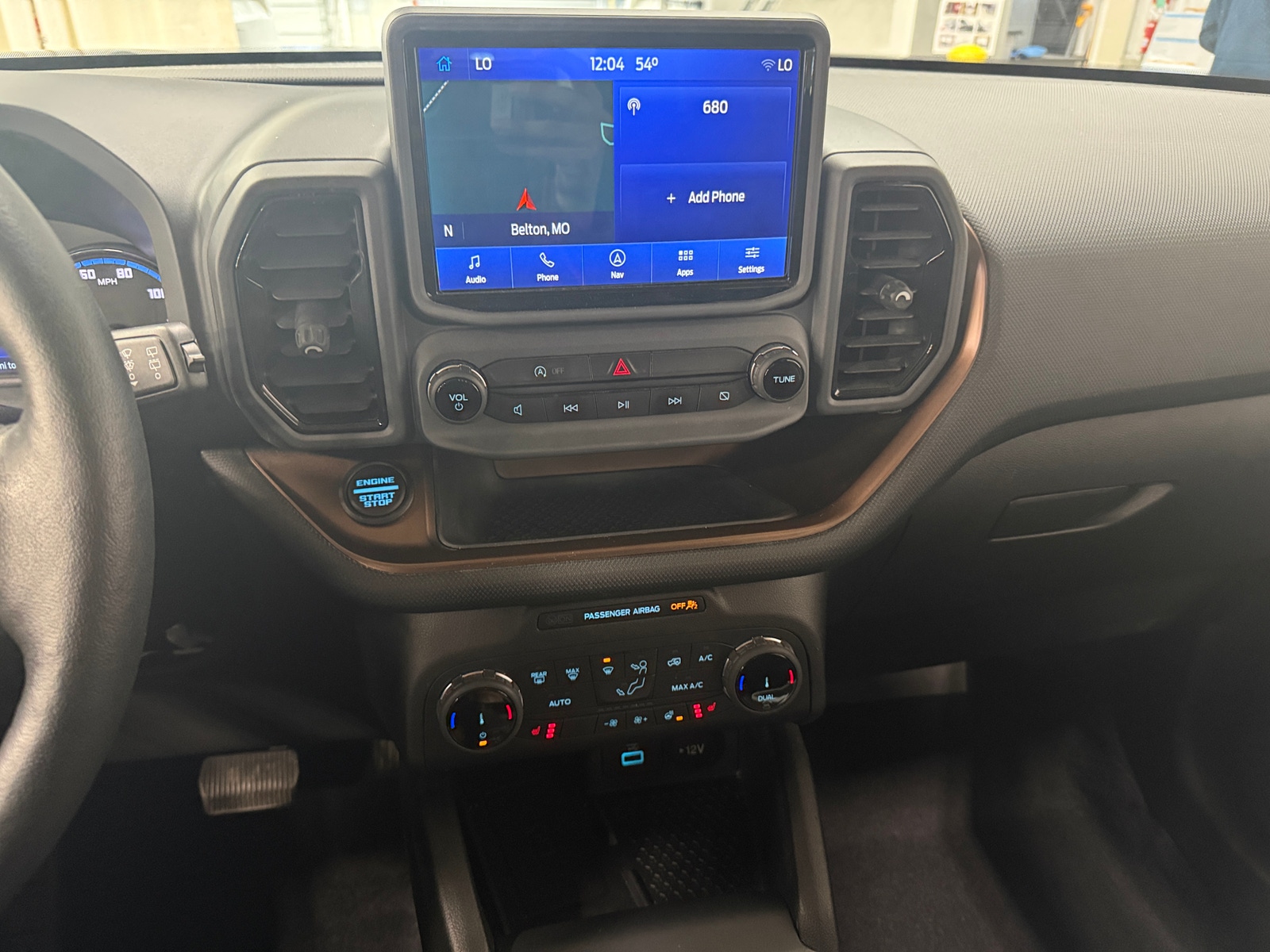 Thumbnail: 2022 Ford Bronco Sport - 3