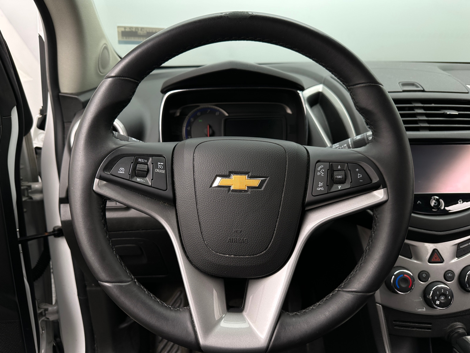 Thumbnail: 2016 Chevrolet Trax - 5