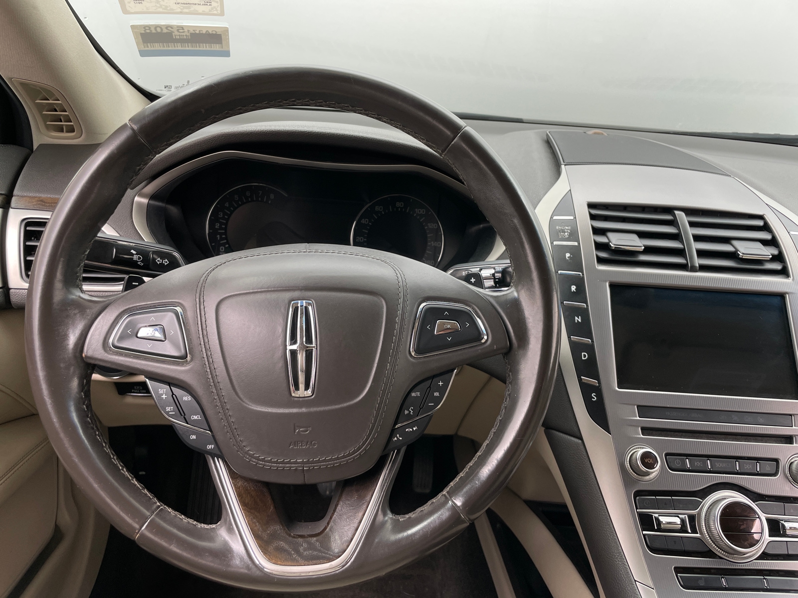 Thumbnail: 2017 Lincoln MKZ - 4