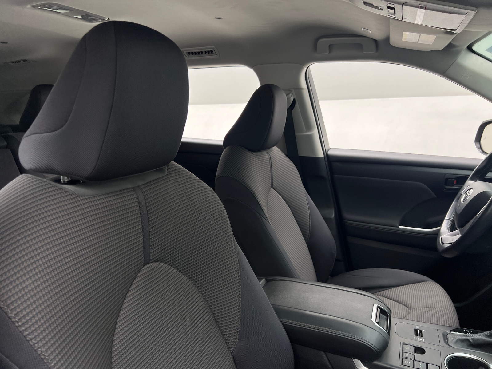 Thumbnail: 2024 Toyota Highlander - 2