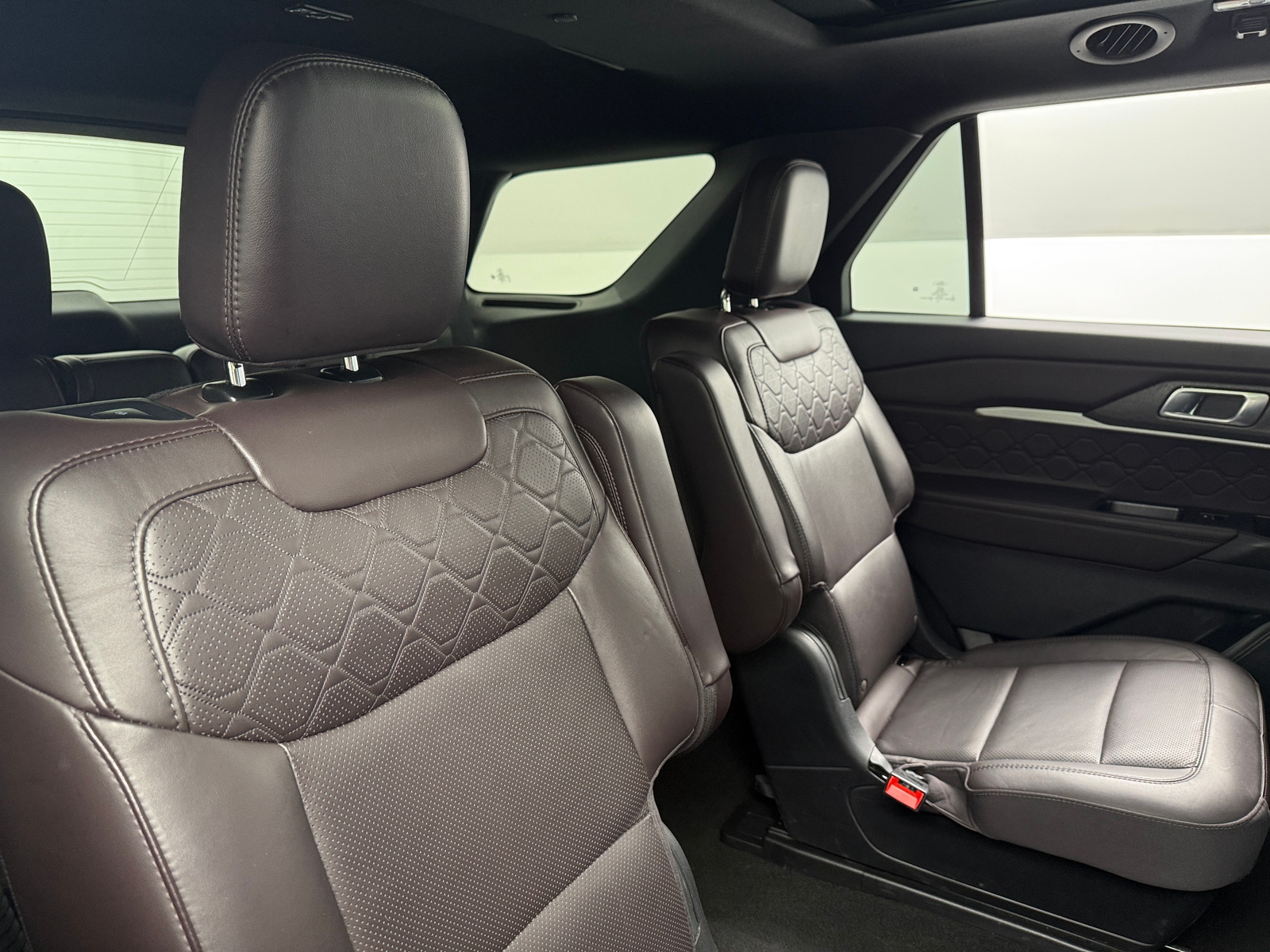 Thumbnail: 2025 Ford Explorer - 5