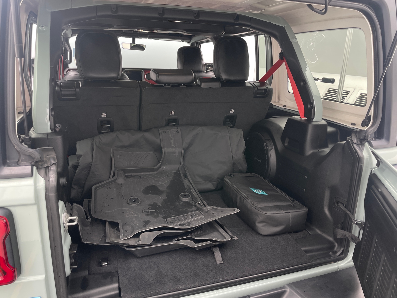 Thumbnail: 2023 Jeep Wrangler - 6