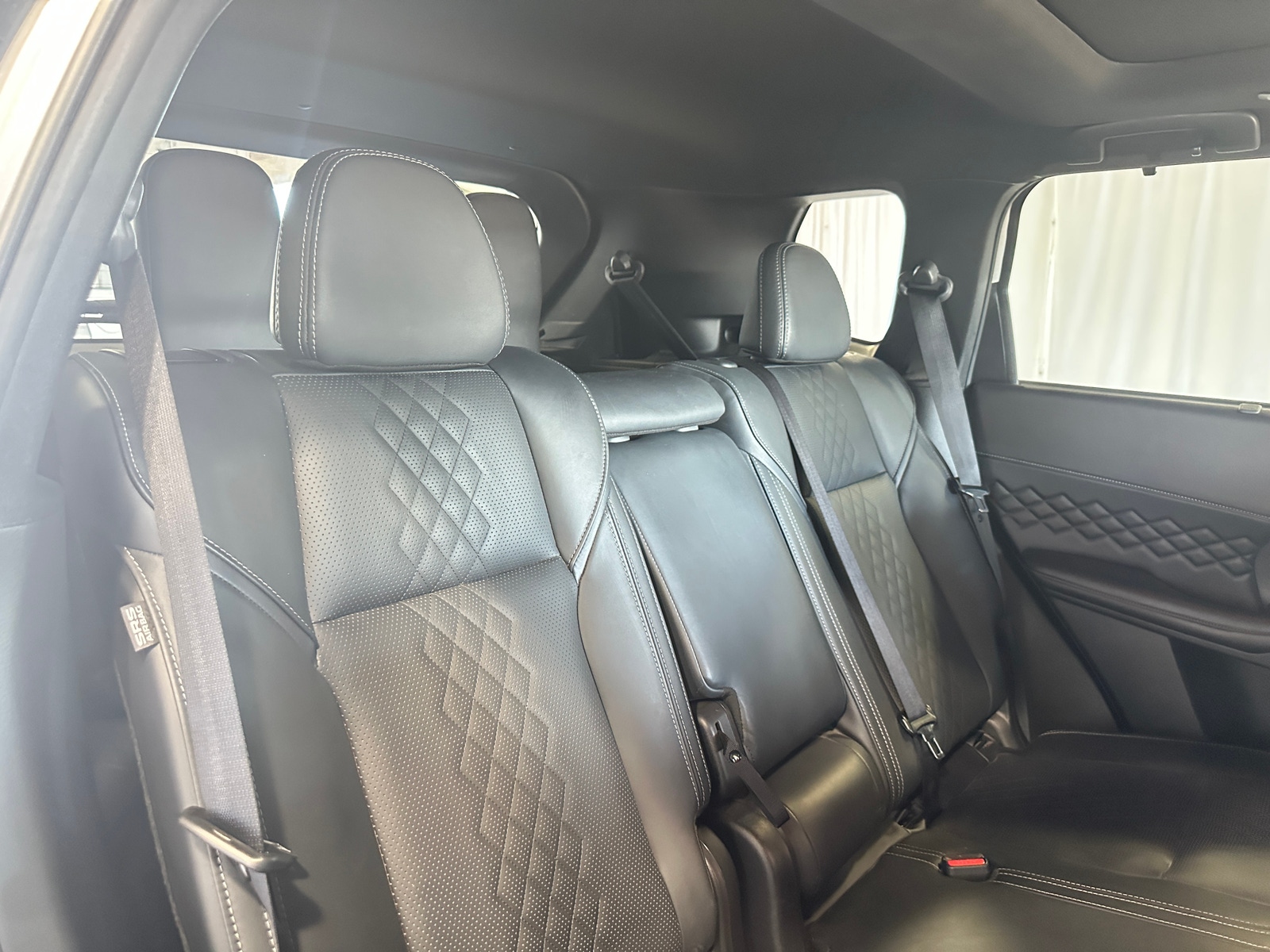 Thumbnail: 2024 Mitsubishi Outlander - 6