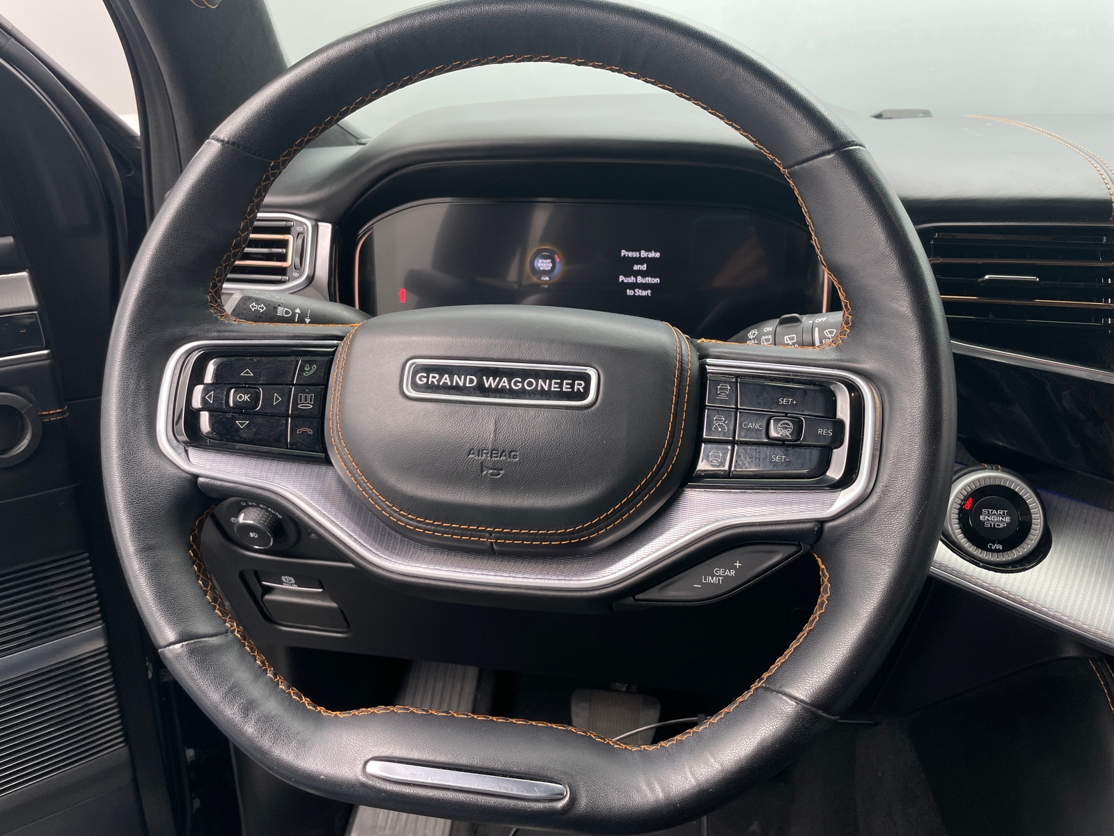 Thumbnail: 2023 Jeep Grand Wagoneer - 4