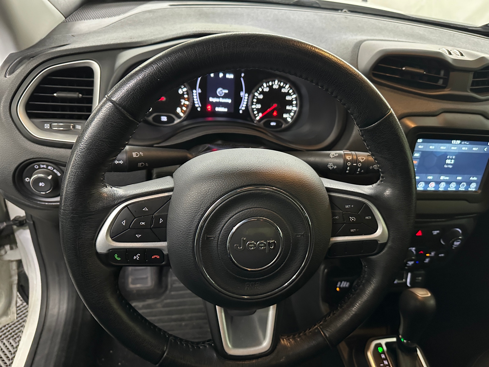 Thumbnail: 2020 Jeep Renegade - 5