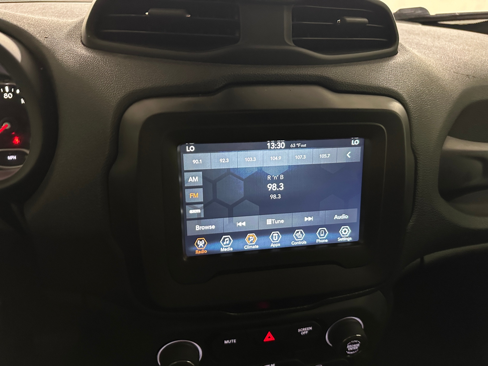 Thumbnail: 2020 Jeep Renegade - 4