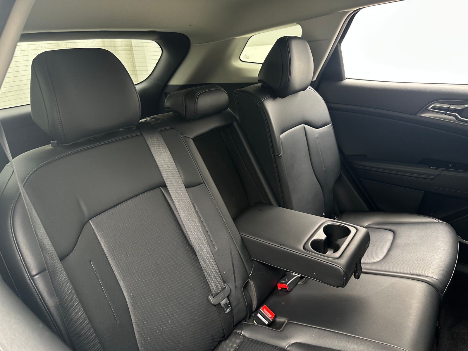 Thumbnail: 2023 Kia Sportage - 5