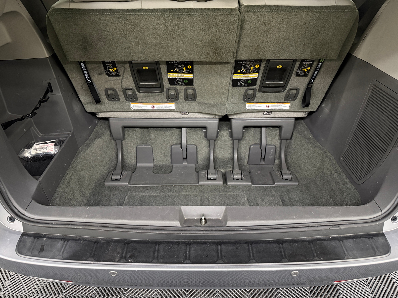 Thumbnail: 2017 Toyota Sienna - 6