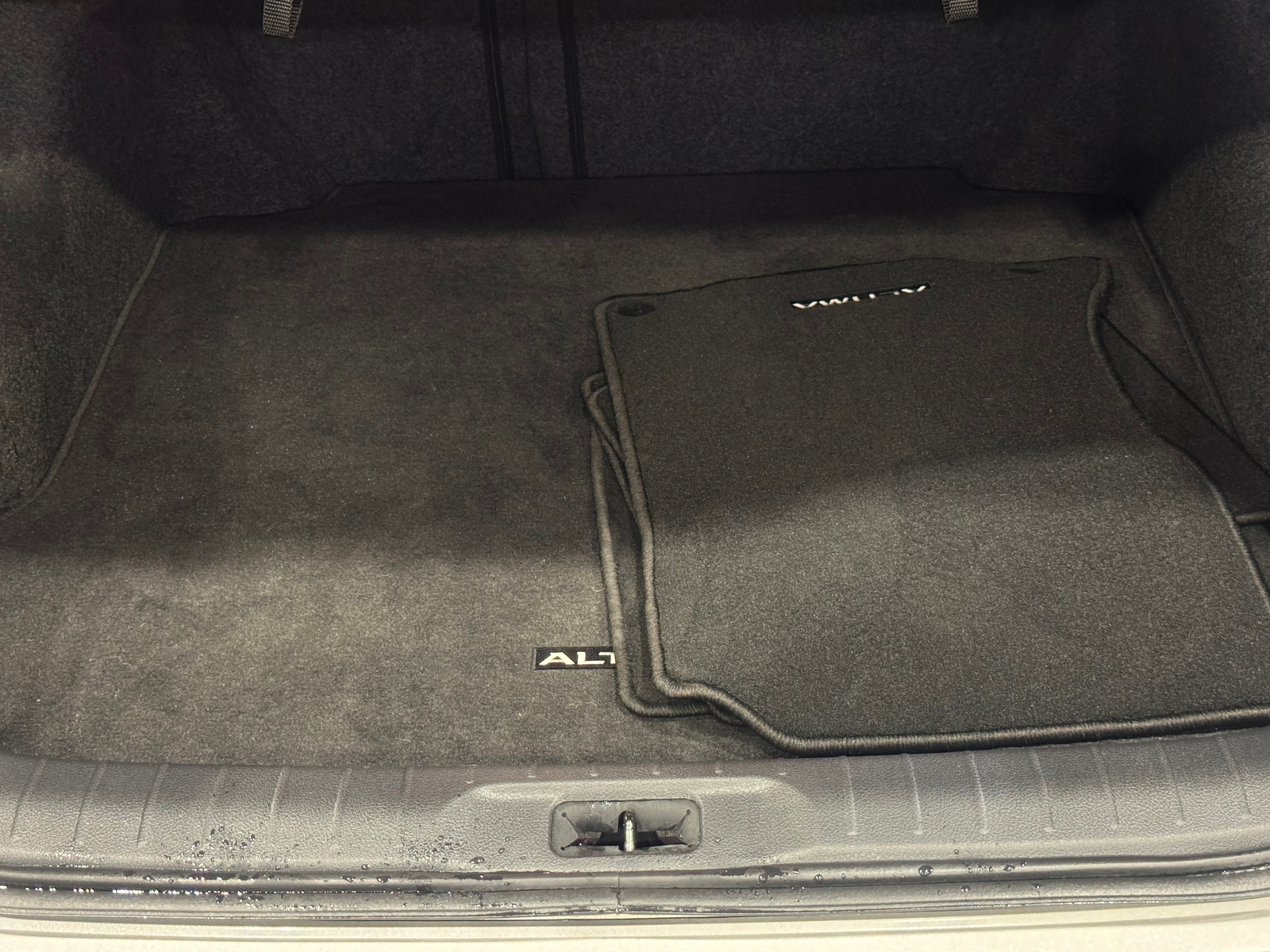 Thumbnail: 2022 Nissan Altima - 7