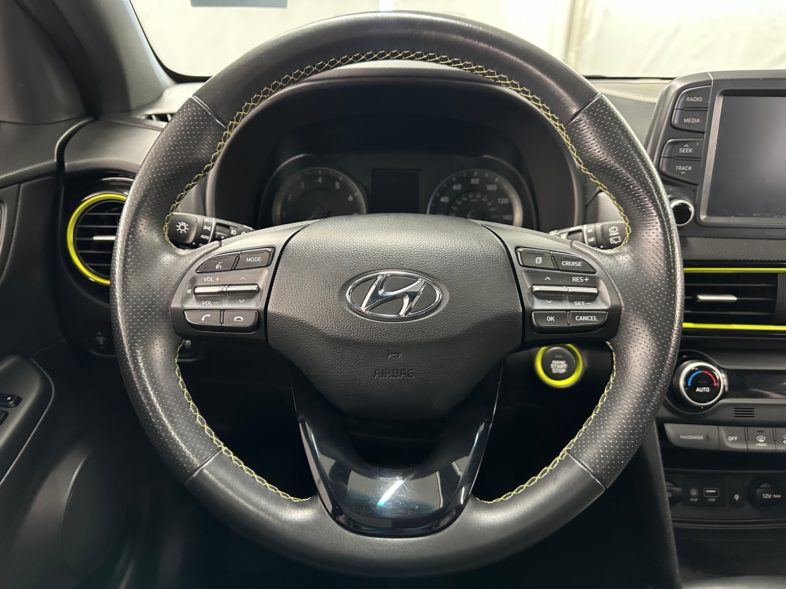 Thumbnail: 2019 Hyundai Kona - 4