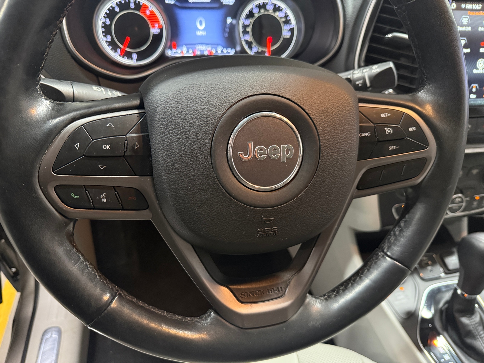 Thumbnail: 2020 Jeep Cherokee - 4