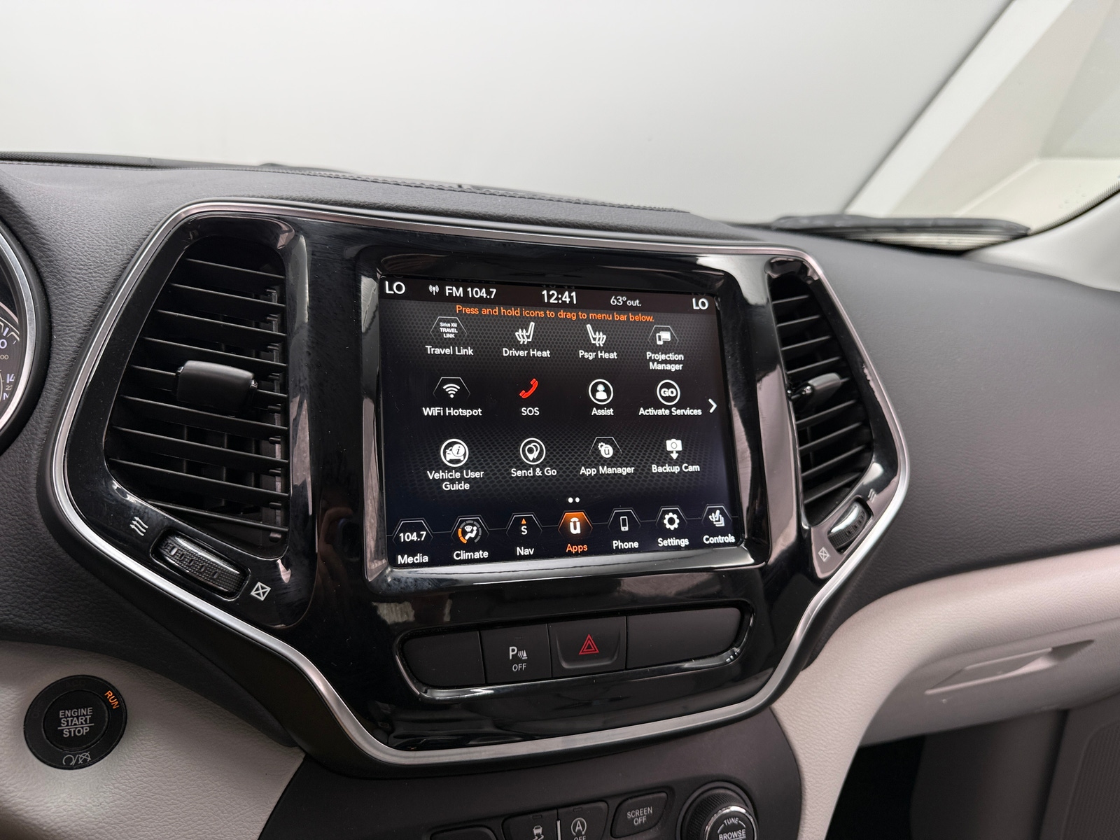 Thumbnail: 2020 Jeep Cherokee - 3