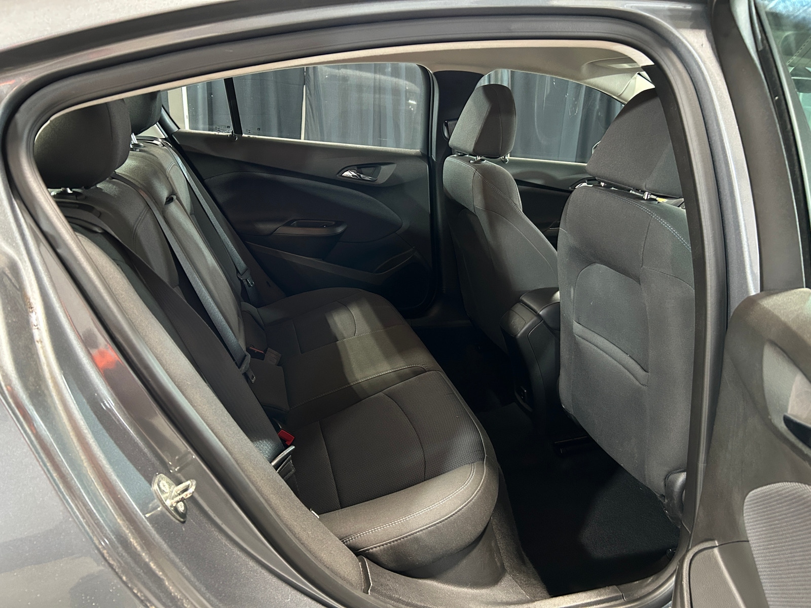 Thumbnail: 2018 Chevrolet Cruze - 6