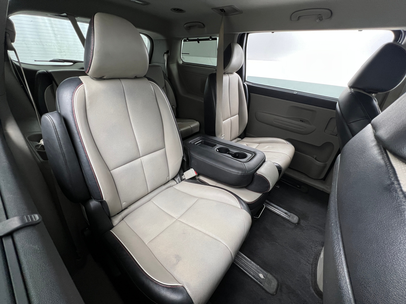 Thumbnail: 2021 Kia Sedona - 5