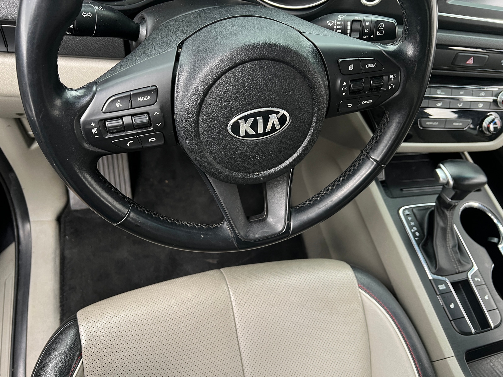 Thumbnail: 2021 Kia Sedona - 4