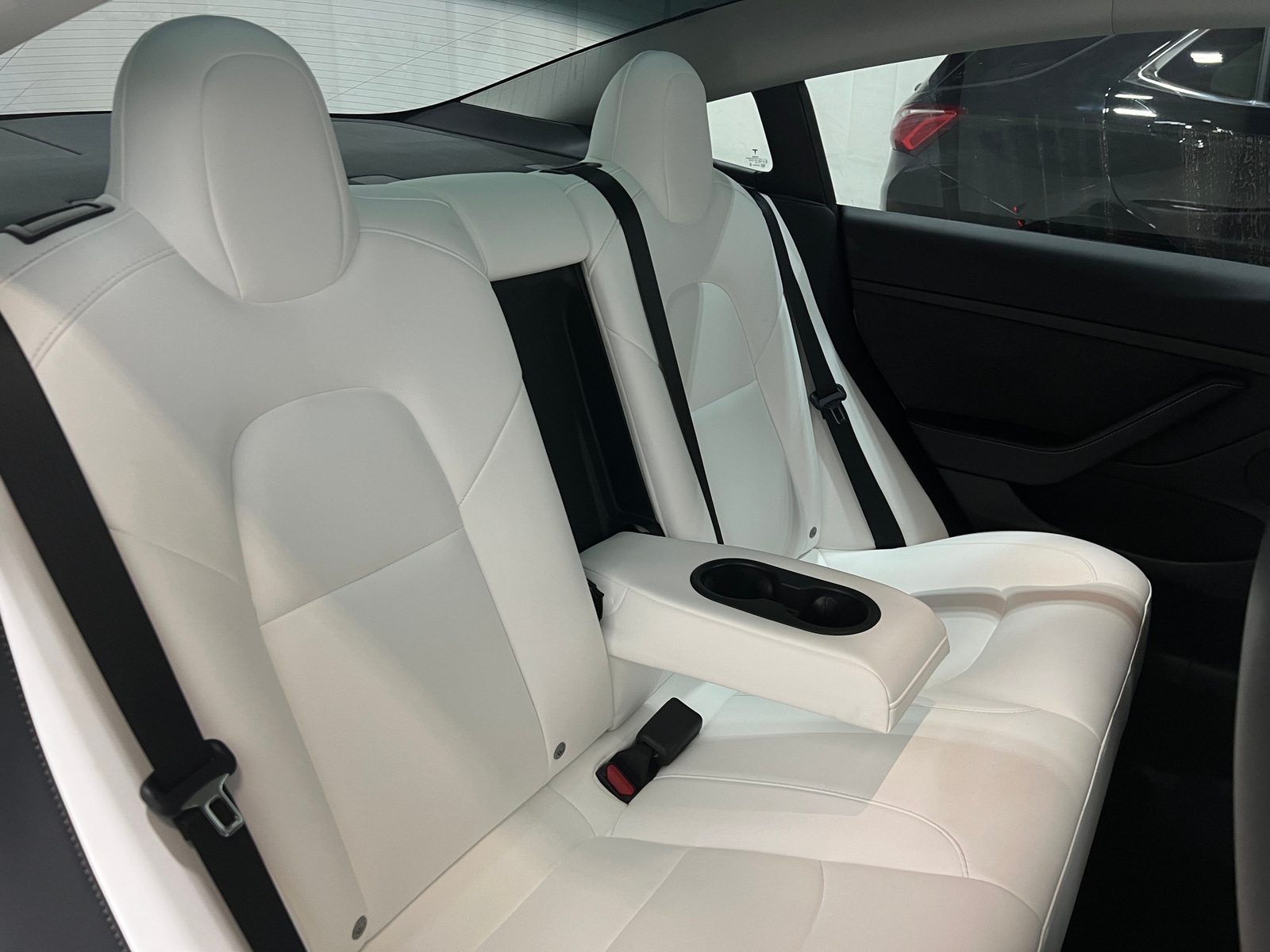 Thumbnail: 2022 Tesla Model 3 - 5