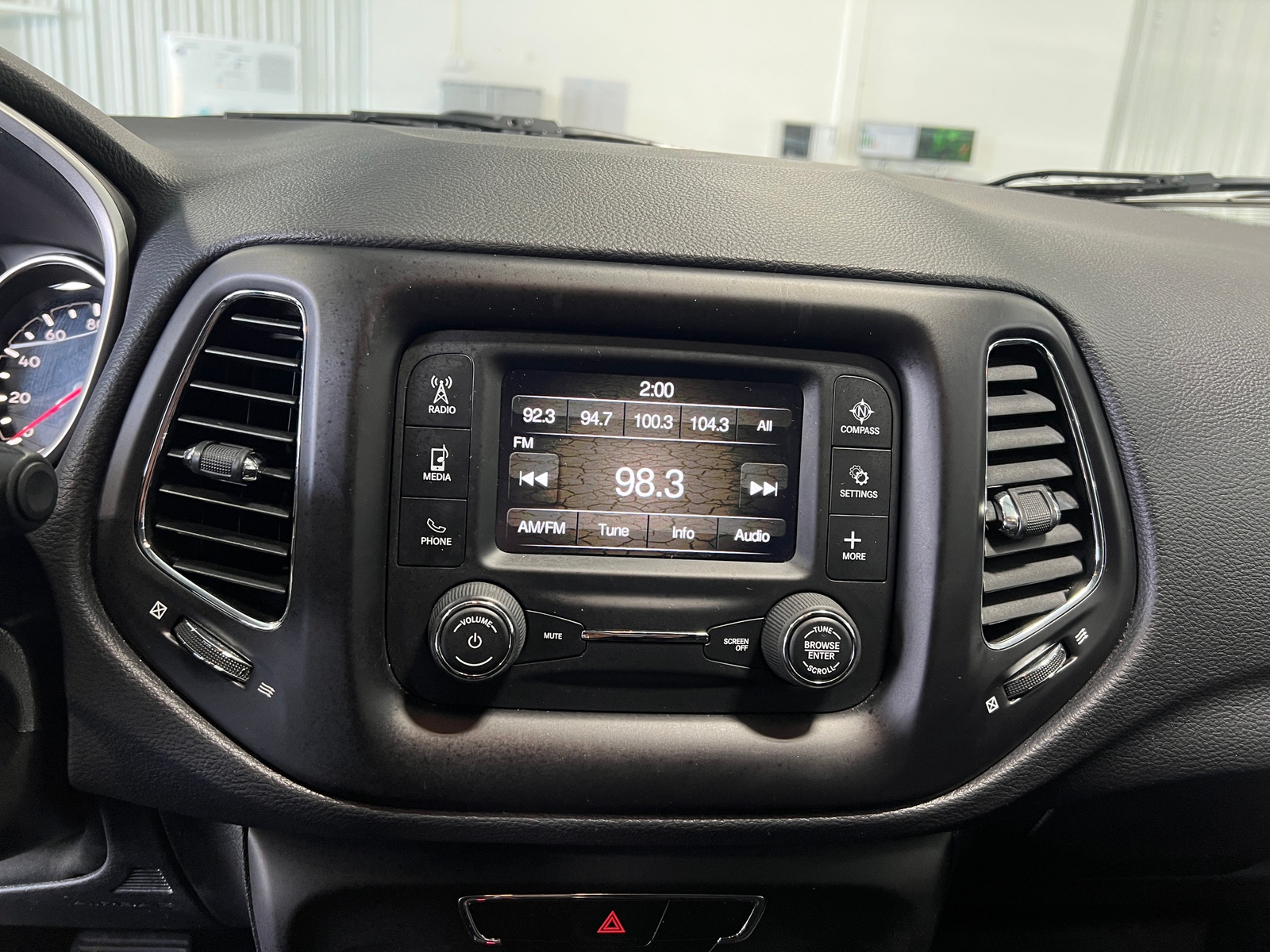 Thumbnail: 2018 Jeep Compass - 4