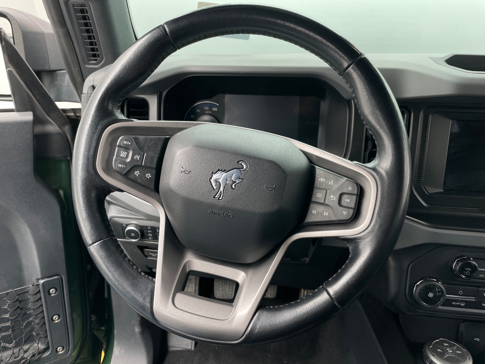 Thumbnail: 2023 Ford Bronco - 4