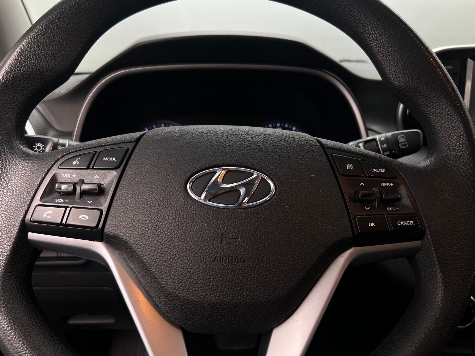 Thumbnail: 2019 Hyundai Tucson - 5