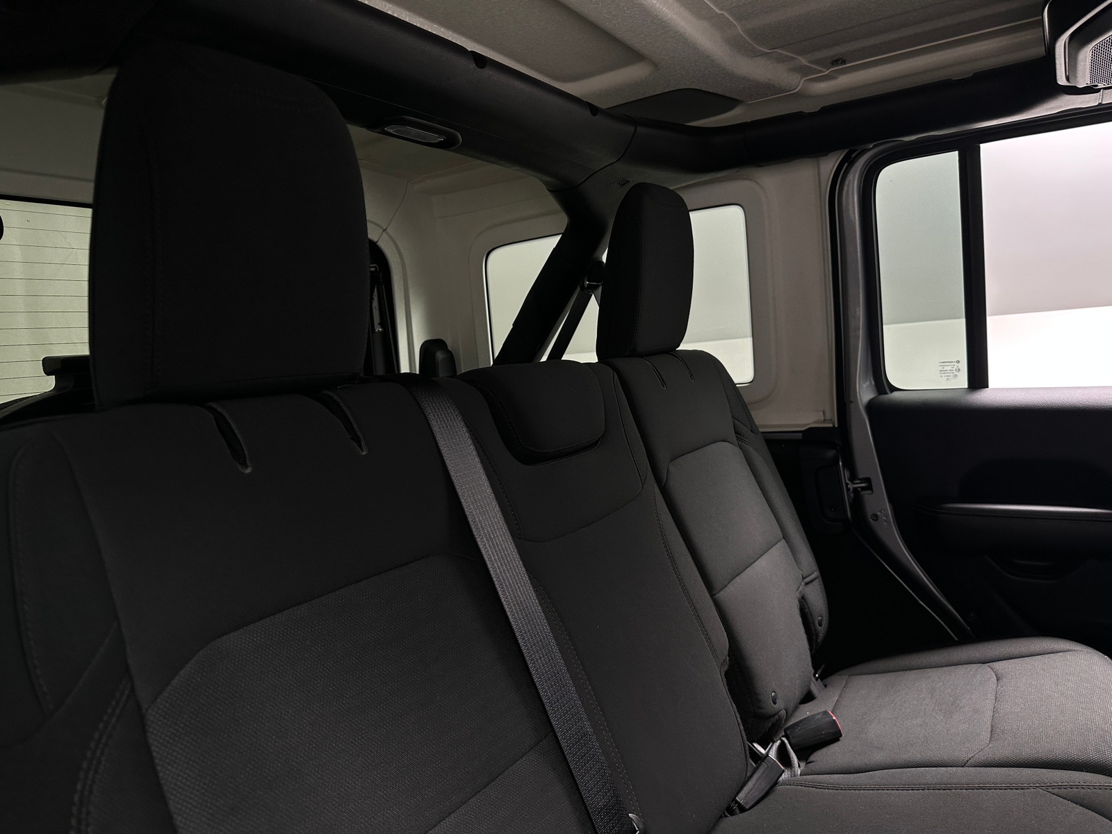 Thumbnail: 2018 Jeep Wrangler - 6