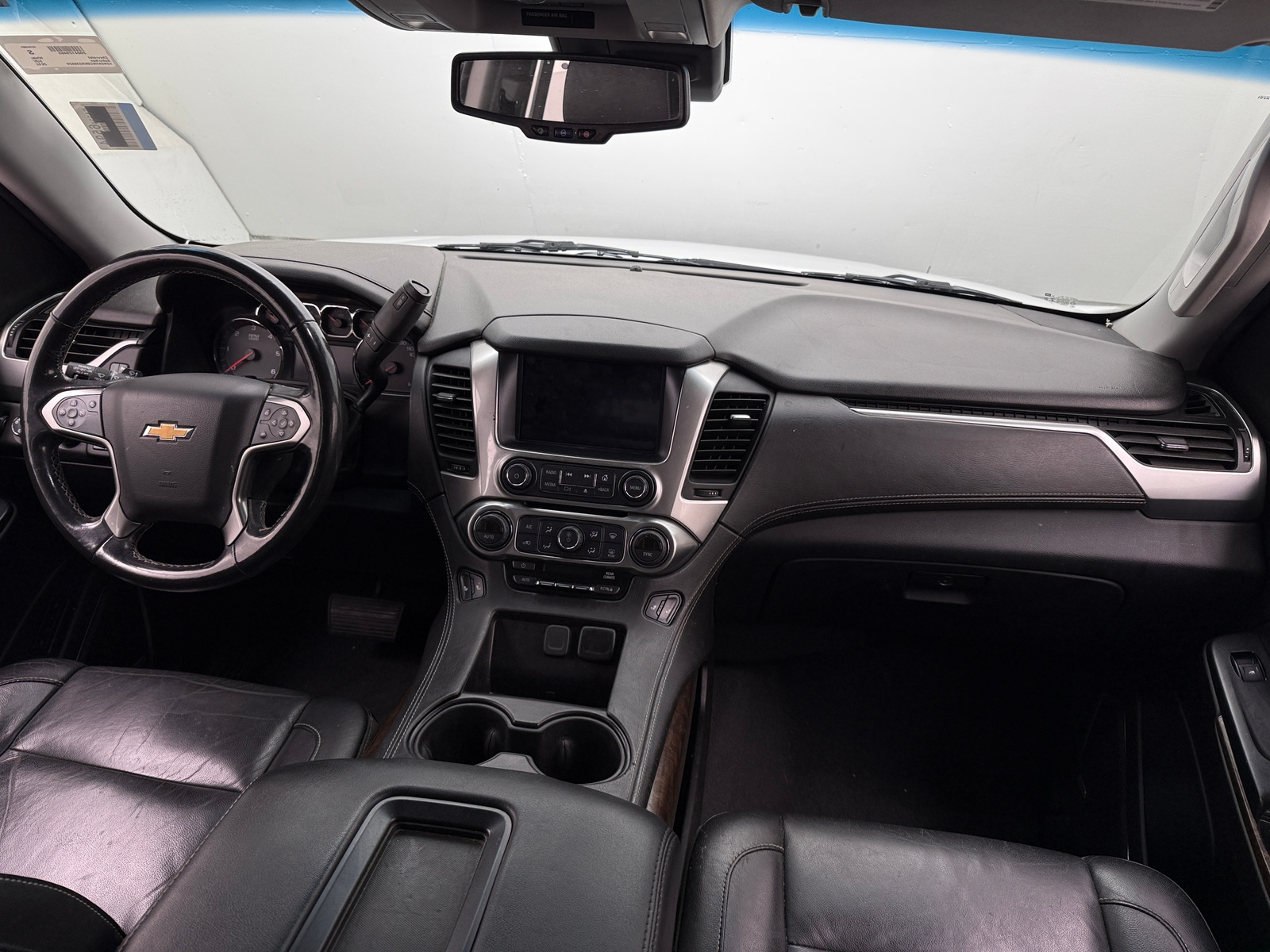 Thumbnail: 2019 Chevrolet Suburban - 2