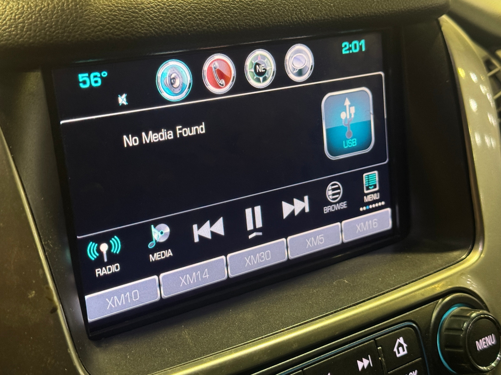 Thumbnail: 2019 Chevrolet Suburban - 3