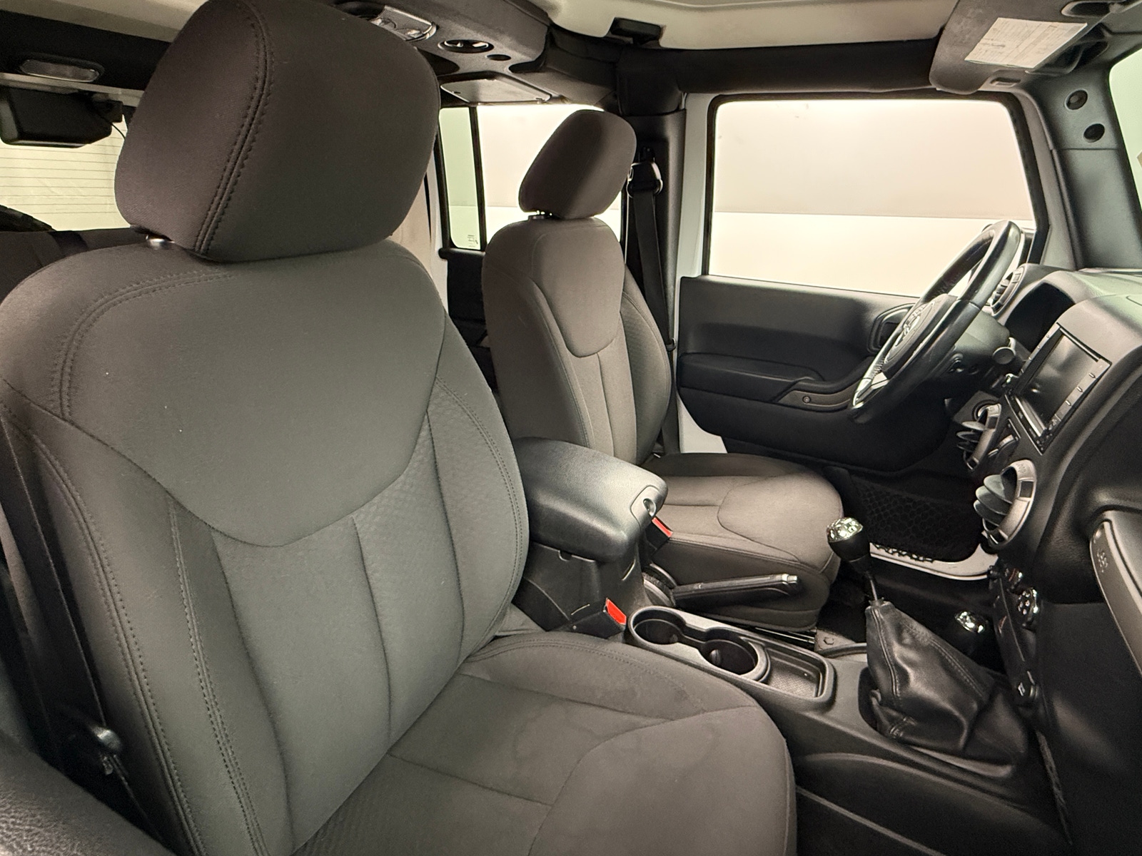 Thumbnail: 2016 Jeep Wrangler - 2