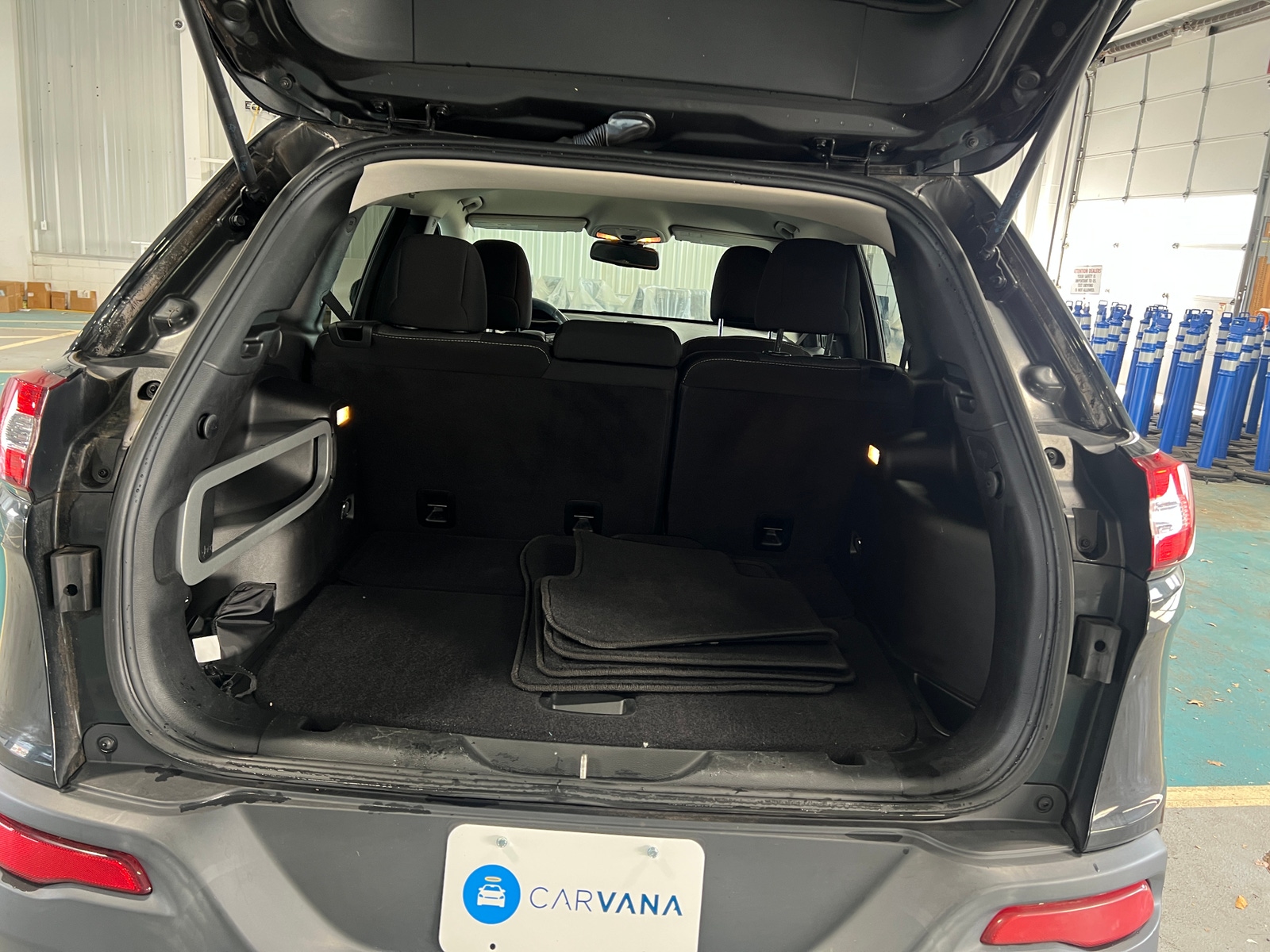 Thumbnail: 2016 Jeep Cherokee - 7