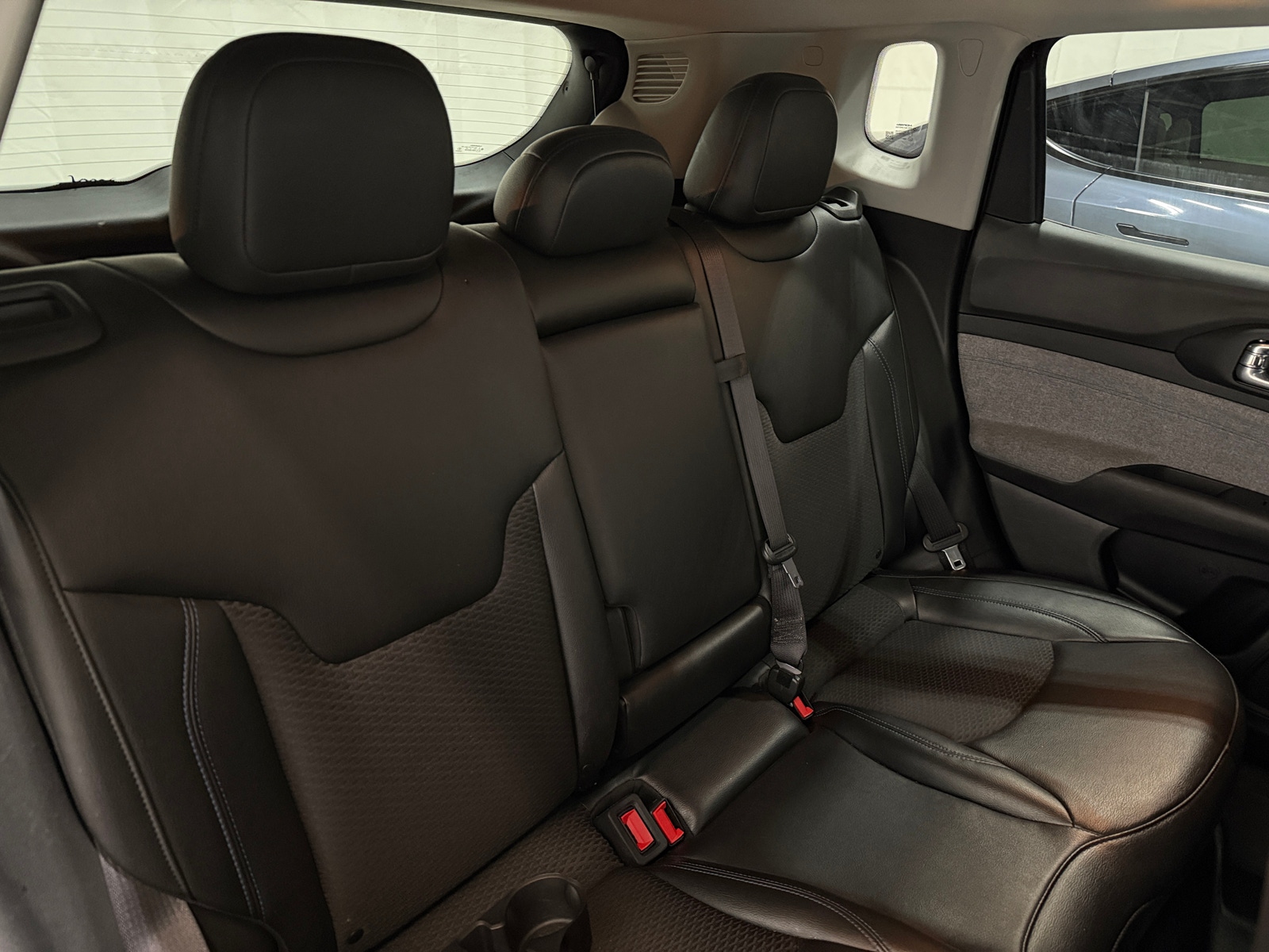 Thumbnail: 2022 Jeep Compass - 6