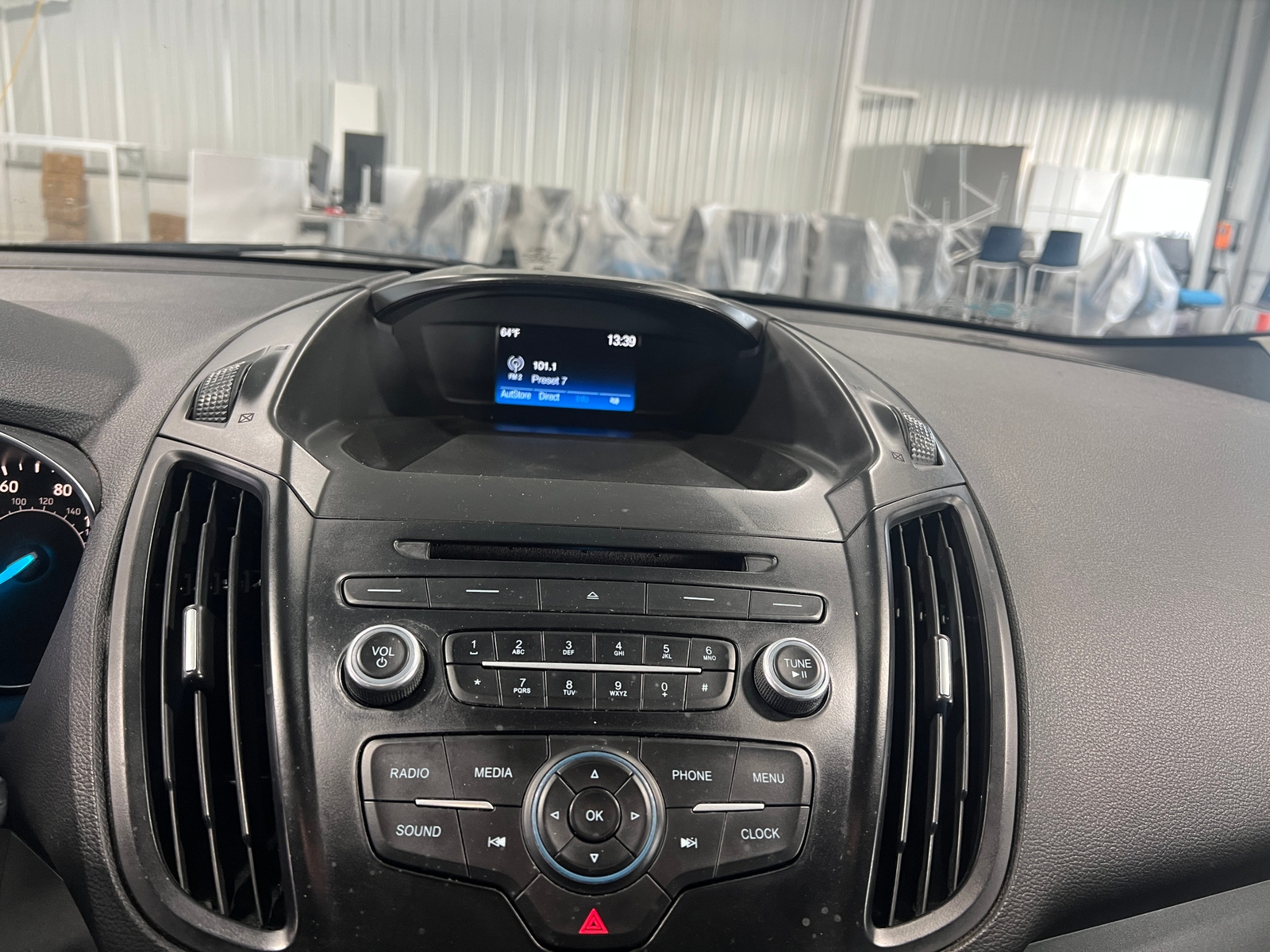 Thumbnail: 2018 Ford Escape - 4