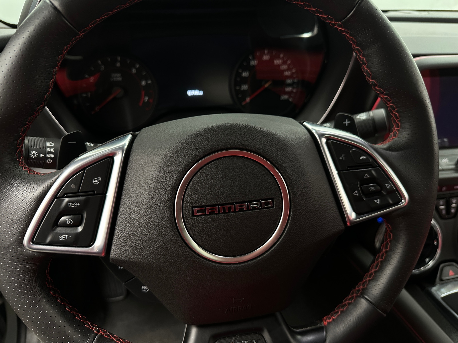 Thumbnail: 2017 Chevrolet Camaro - 4