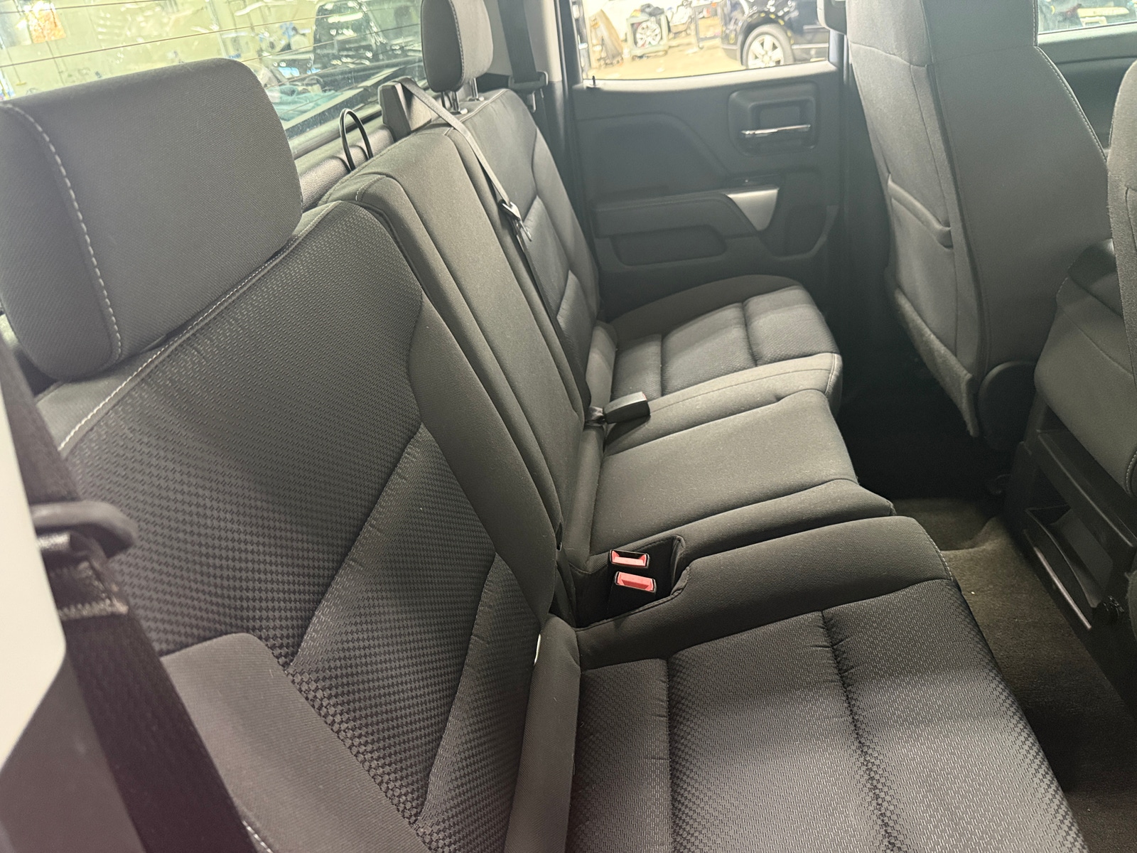 Thumbnail: 2018 Chevrolet Silverado 1500 - 6