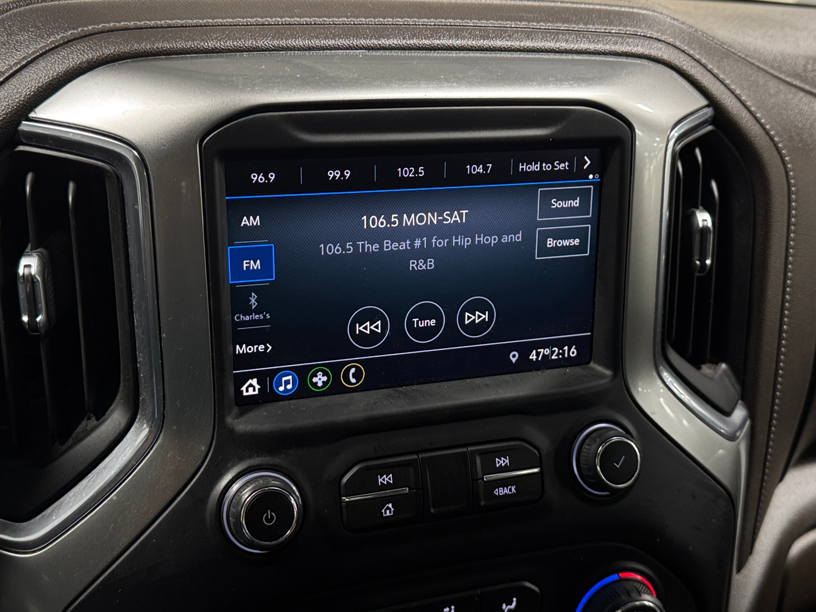 Thumbnail: 2021 Chevrolet Silverado 1500 - 4