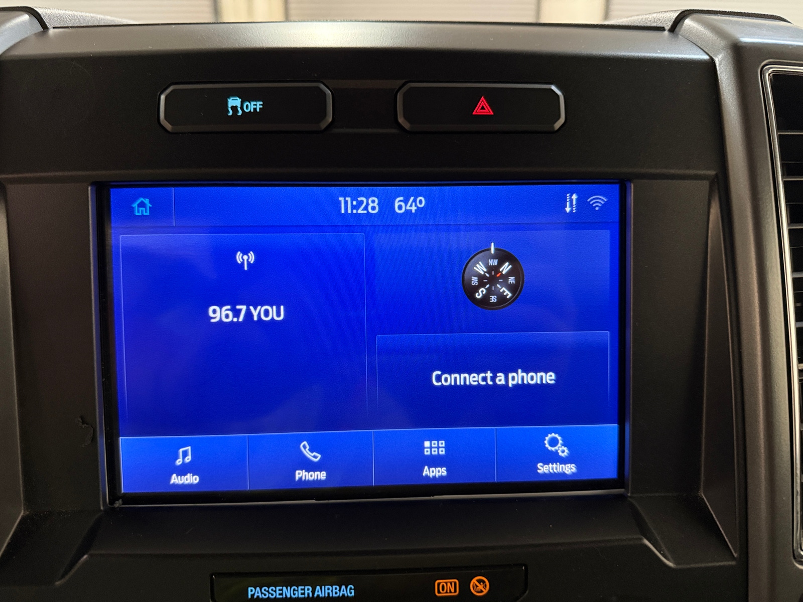 Thumbnail: 2022 Ford Econoline - 4