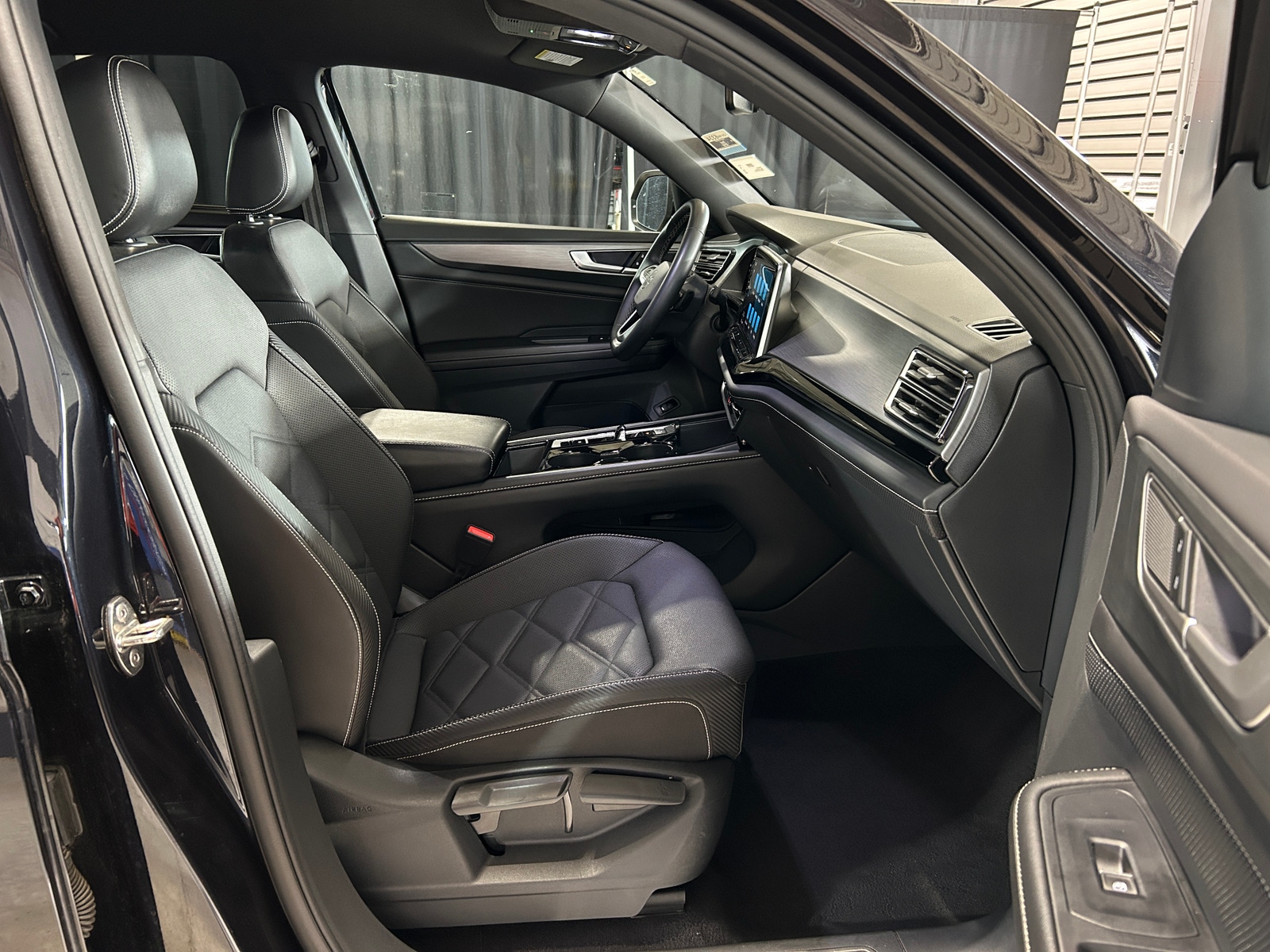 Thumbnail: 2024 Volkswagen Atlas - 2